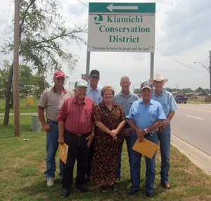 image of Kiamichi Conservation District board and staff